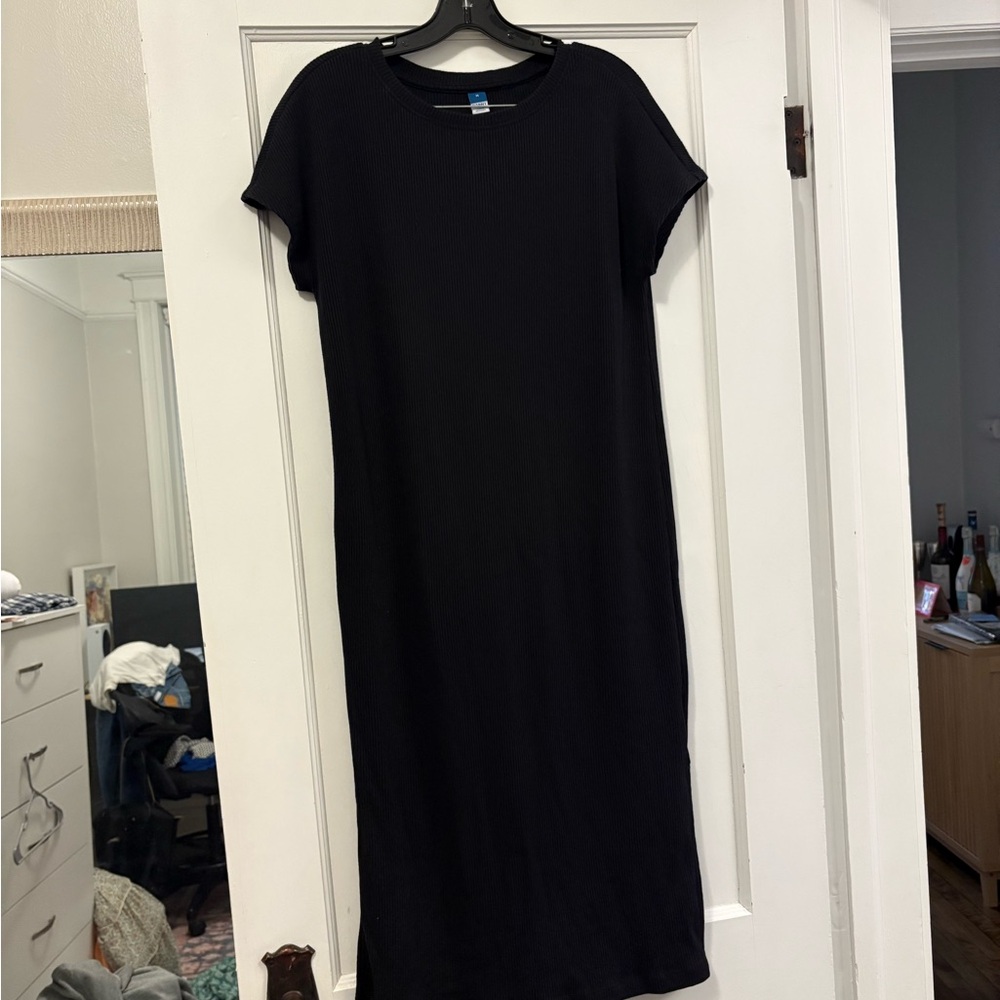 Old Navy Ribbed Short-Sleeve Midi Dress